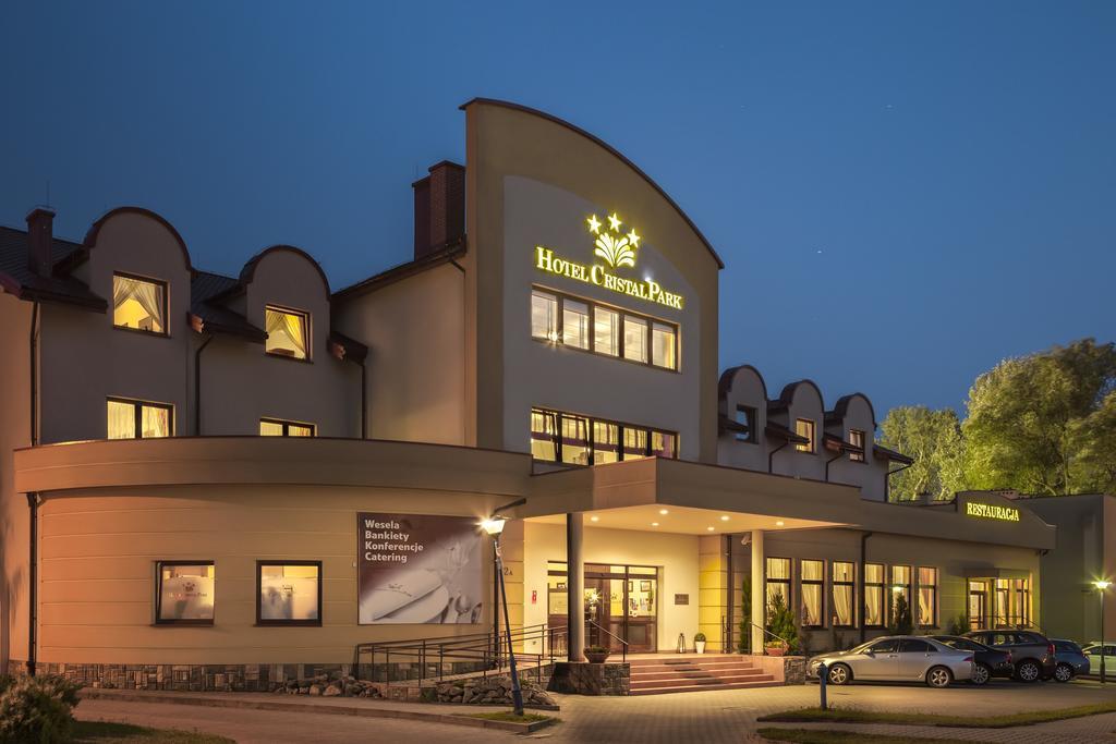 Hotel Cristal Park Dąbrowa Tarnowska Dış mekan fotoğraf